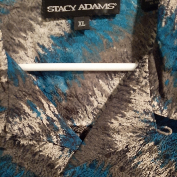 Vintage 90s button down - Picture 2 of 3